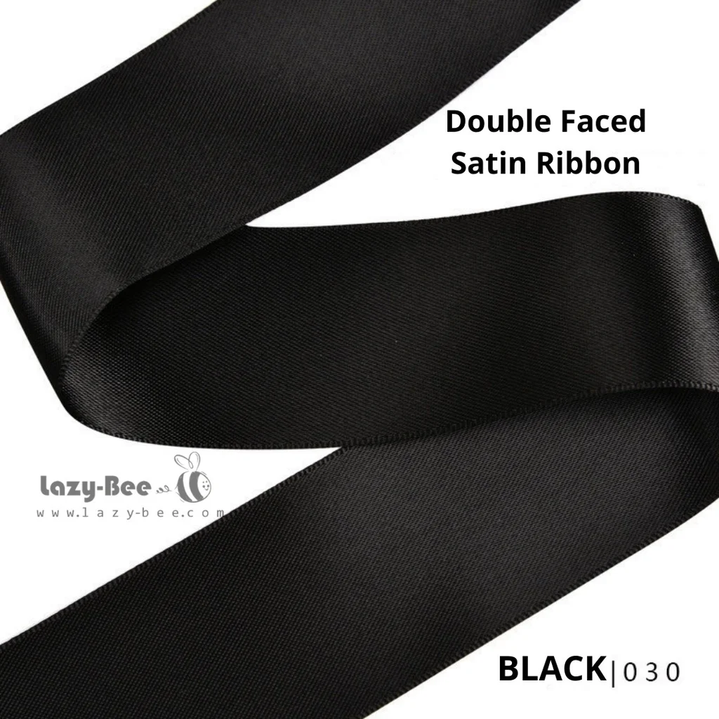 BLACK HITAM WHITE PU