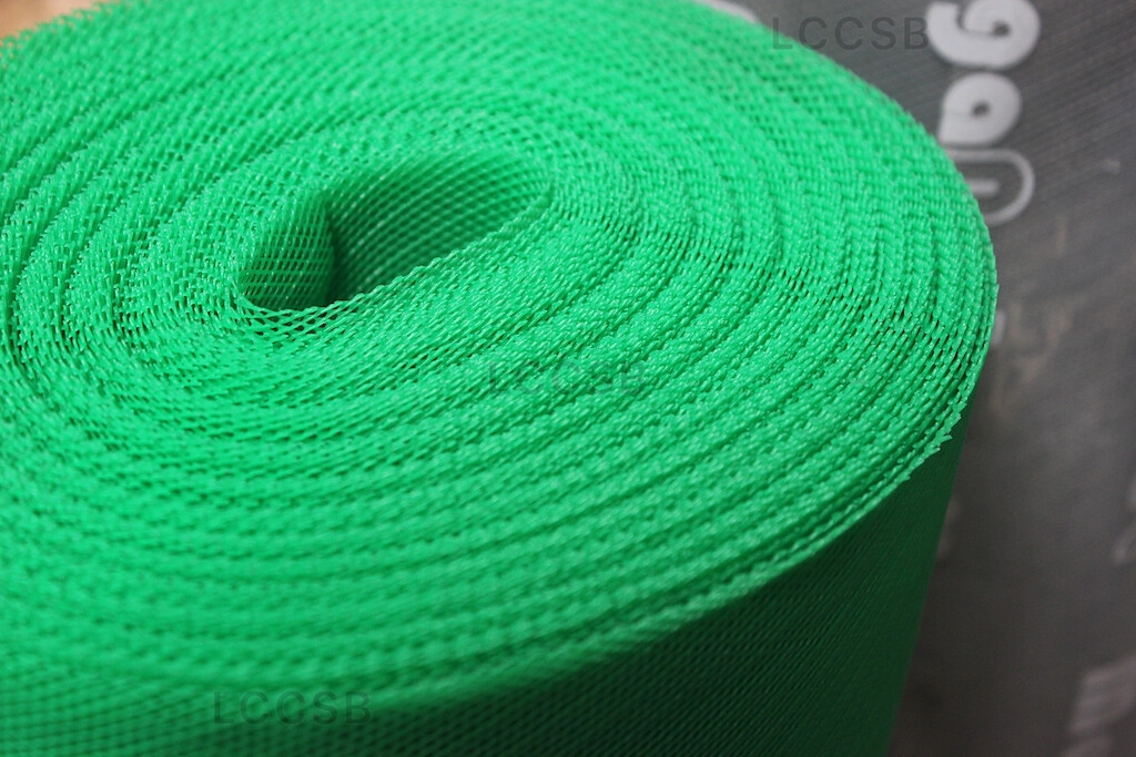 Green PVC Netting 4 feet x 24 meter , PVC mesh, fencing, enclosures ...